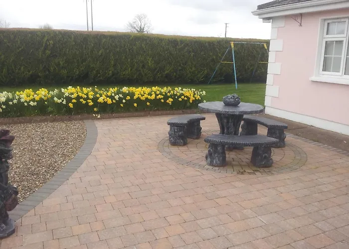 Tir Na Nog 4* Cashel (Tipperary)